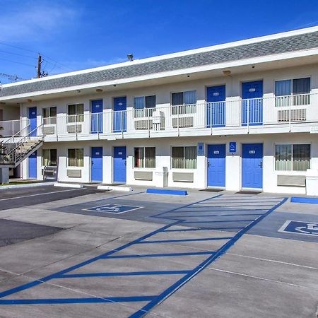 Motel 6-Phoenix, AZ - Airport - 24th Street Buitenkant foto