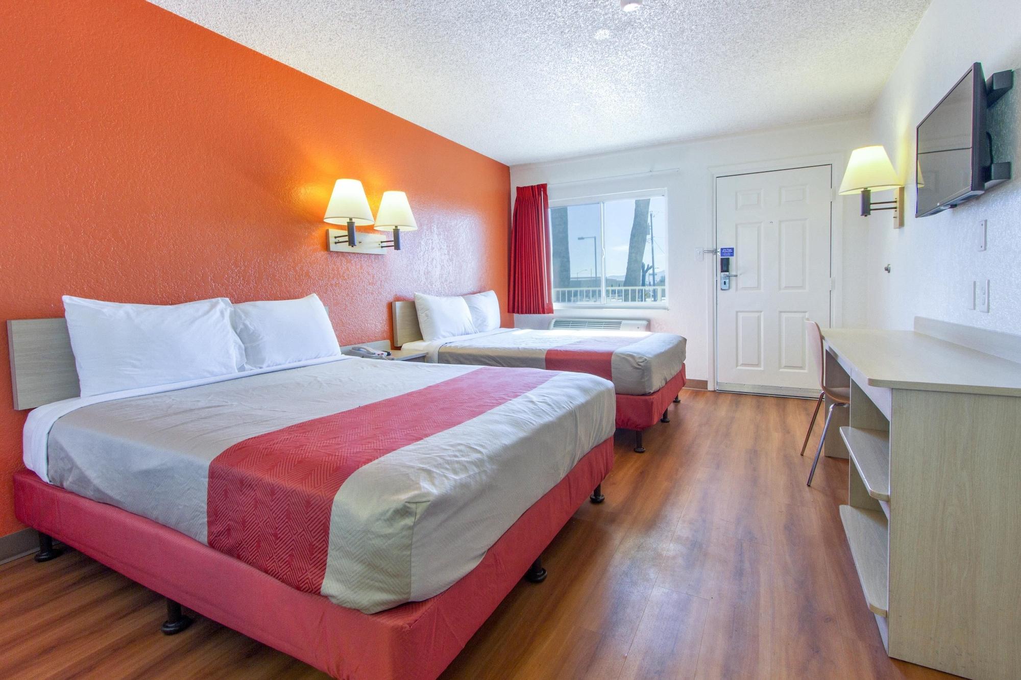 Motel 6-Phoenix, AZ - Airport - 24th Street Buitenkant foto